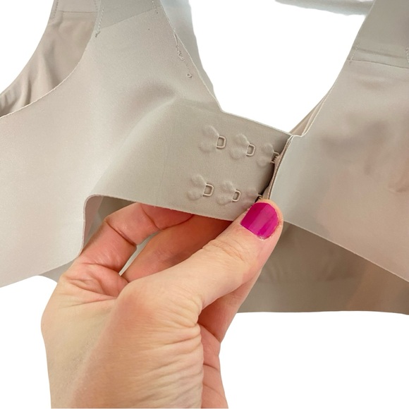 Lululemon Bra Womens Size 36A Tan Beige Neutral Adjustable 36 A - Picture 5 of 5